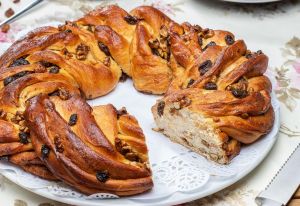 Kranzkuchen-202304q-lp